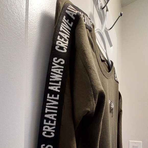 MAX Women's Typographic Print Crew Neck Long Sleeves Sweatshirt Olive/Black SML - Picture 10 of 13